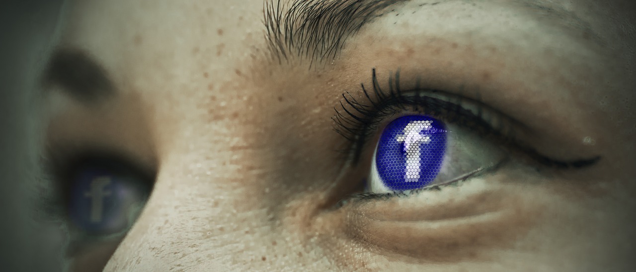Dlaczego warto używać płatnych opcji reklamy na Facebooku?